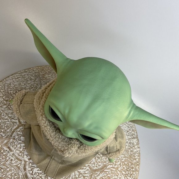 Star Wars THE CHILD Plush Mandalorian Force Awakens BABY YODA 11 inch - Picture 7 of 11